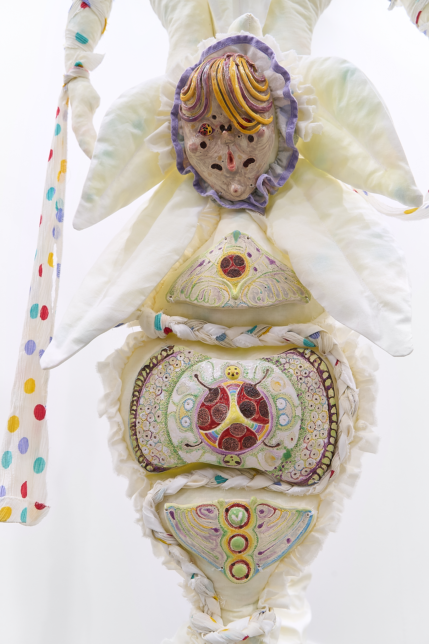 9. Mara Verhoogt, The Thaw of Spring, detail, 2025, textile, glazed ceramic, metal, 197x90 cm (1)