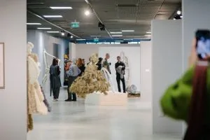 Tur ghidat | Nona Inescu: Afterlife – Still life & Oláh Gyárfás: Colțul ciobit al cubului